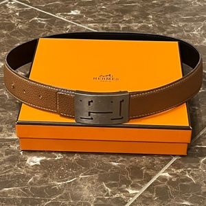 Hermes Reversible Leather Belt Sz Small with H Buckle